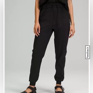 Lululemon Stretch High-Rise Jogger black